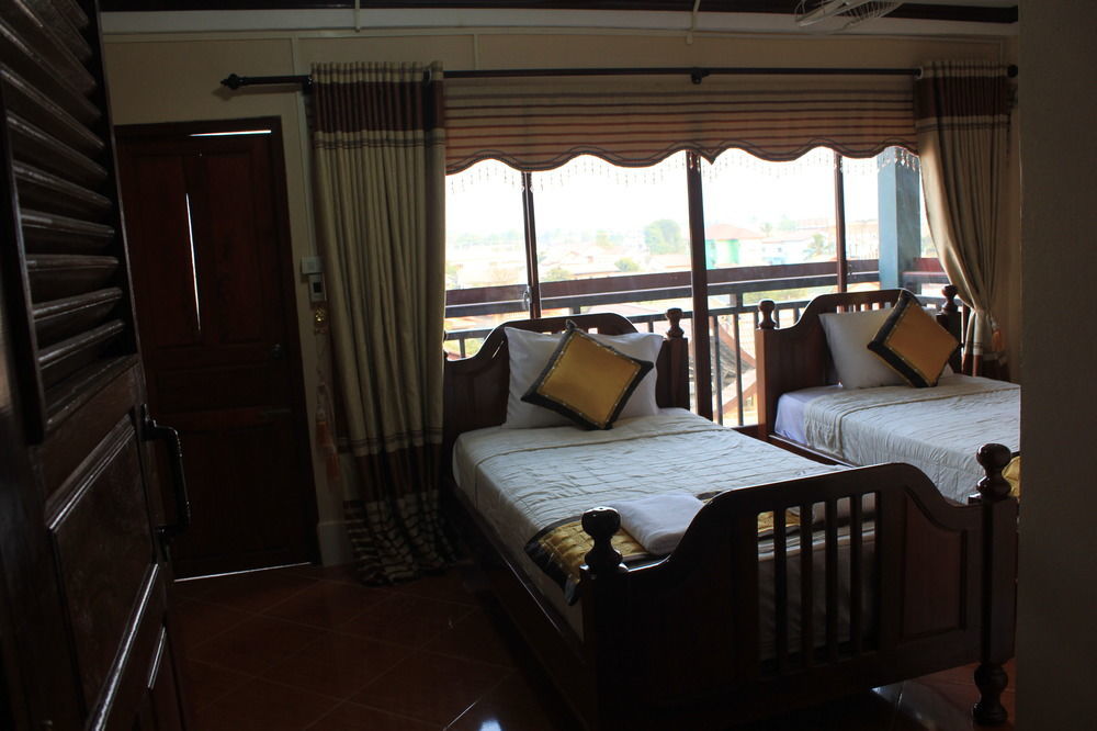 Mountainview Riverside Boutique Hotel Vang Vieng Exterior photo