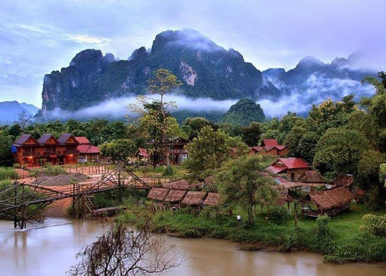 Mountainview Riverside Boutique Hotel Vang Vieng Exterior photo