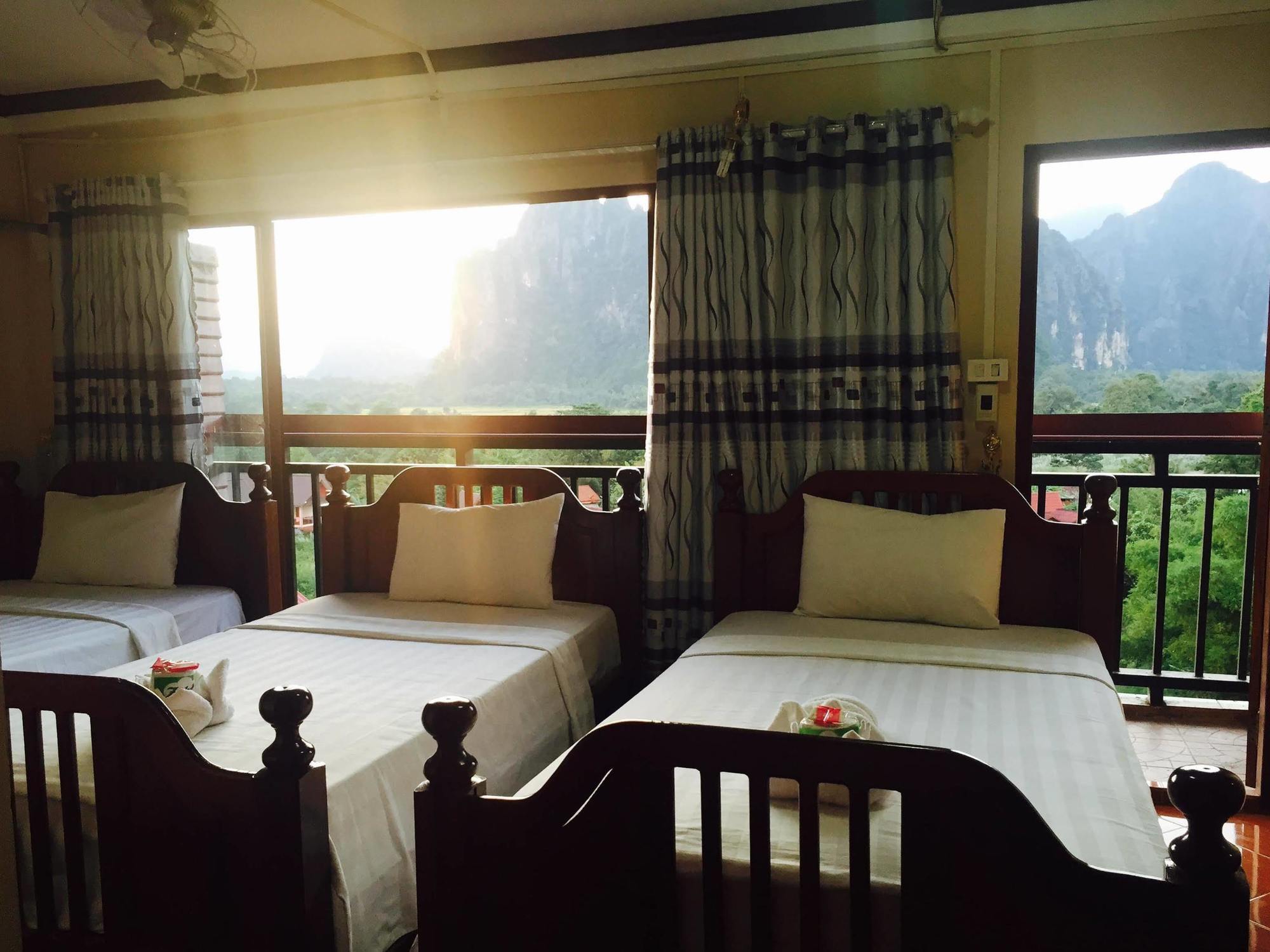 Mountainview Riverside Boutique Hotel Vang Vieng Exterior photo