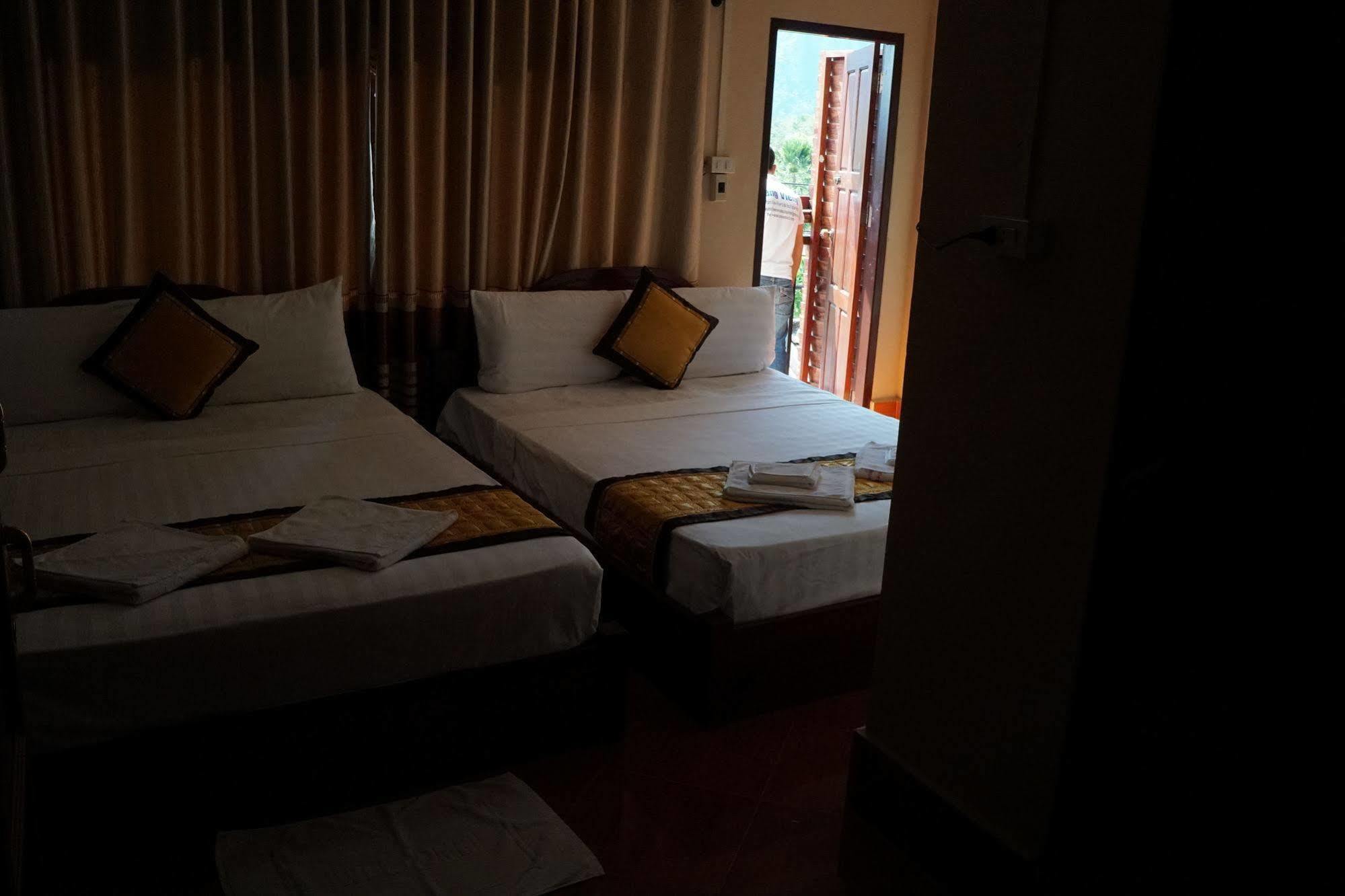 Mountainview Riverside Boutique Hotel Vang Vieng Exterior photo
