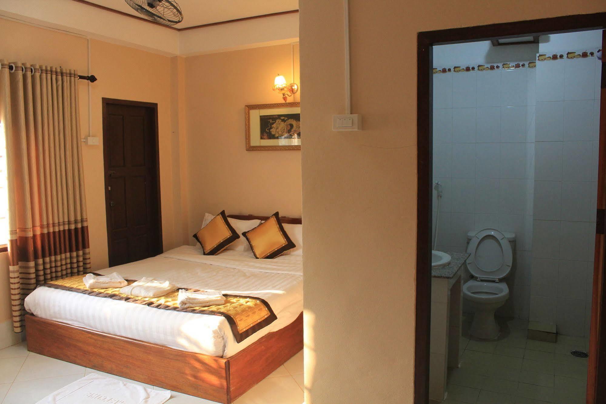 Mountainview Riverside Boutique Hotel Vang Vieng Exterior photo